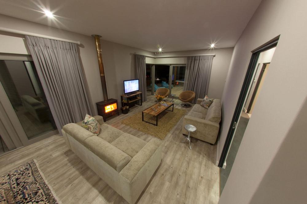Ocean Bay Guesthouse Port Elizabeth Exteriör bild