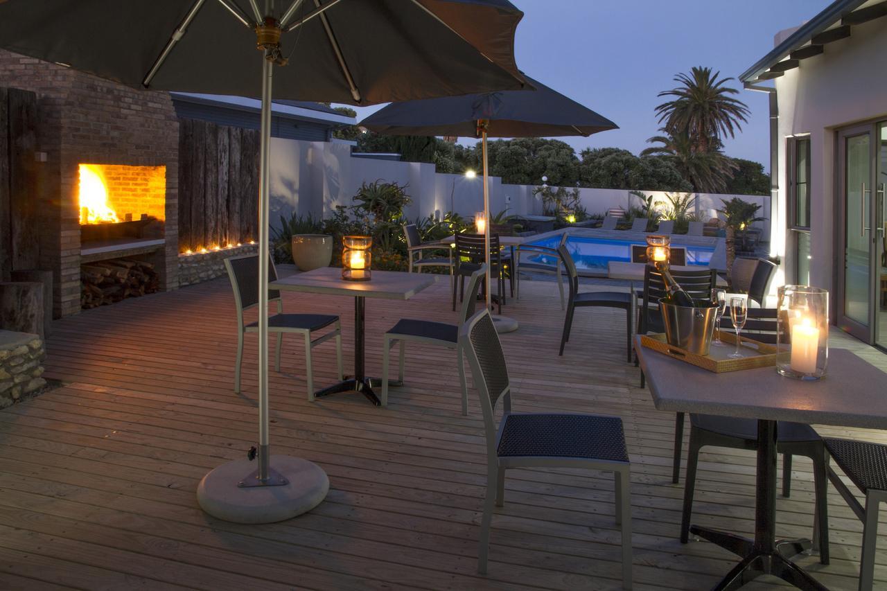 Ocean Bay Guesthouse Port Elizabeth Exteriör bild