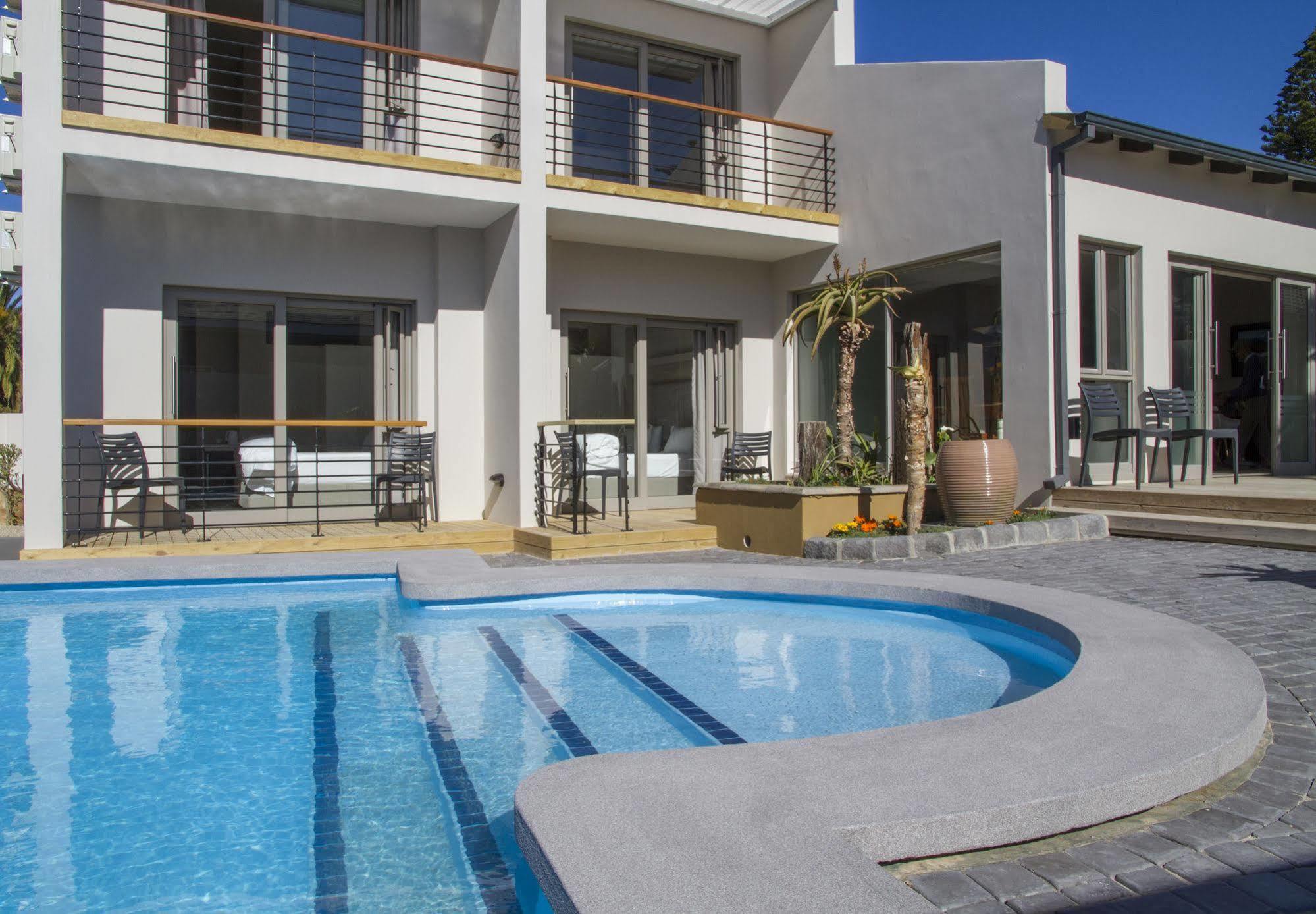 Ocean Bay Guesthouse Port Elizabeth Exteriör bild