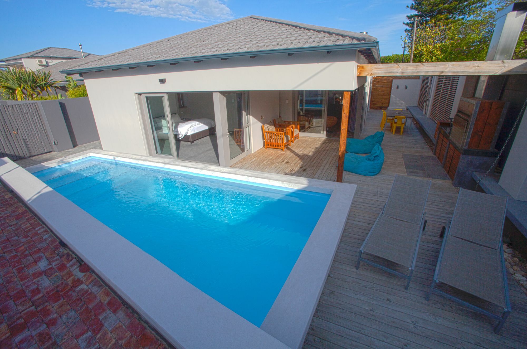 Ocean Bay Guesthouse Port Elizabeth Exteriör bild
